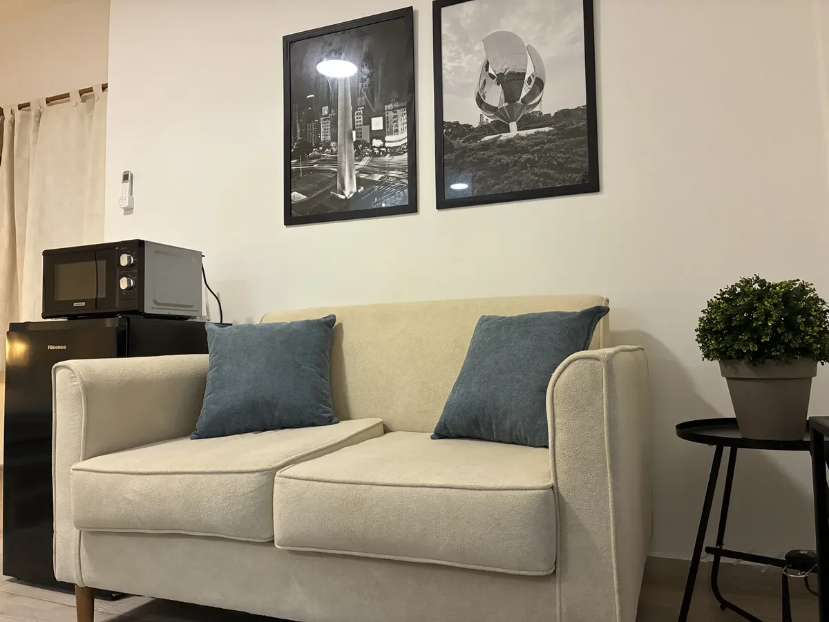 Alquiler 12 Meses Depto Amoblado Centro Zona Obelisco | Recién Reformado, Todo Nuevo | Silencioso, Cómodo, Buena Cama, Smart Tv, Wifi | Listo Para Ingresar