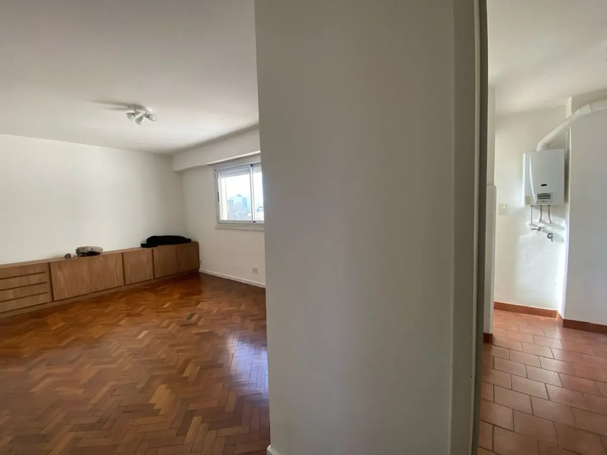 5th-floor 3-room in Colegiales