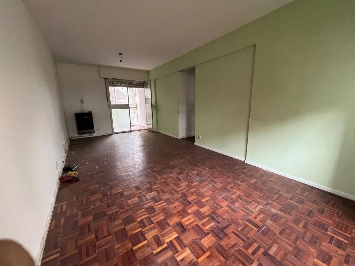 3 ambientes con balcón