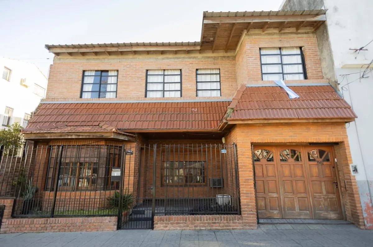 Departamento Monoambiente En Alquiler En Olivos Con Patio