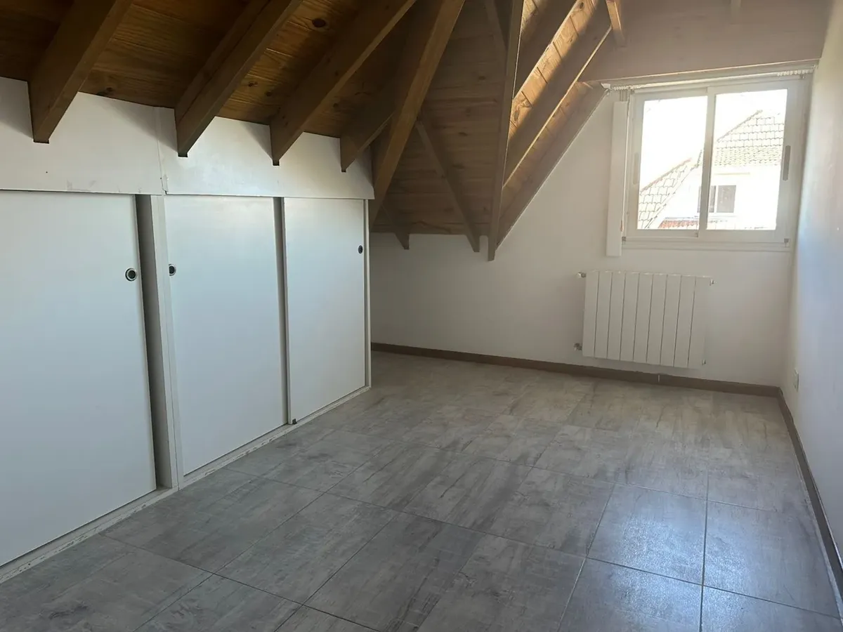 Departamento Dúplex  En Alquiler En Santa Barbara, Tigre, G.b.a. Zona Norte