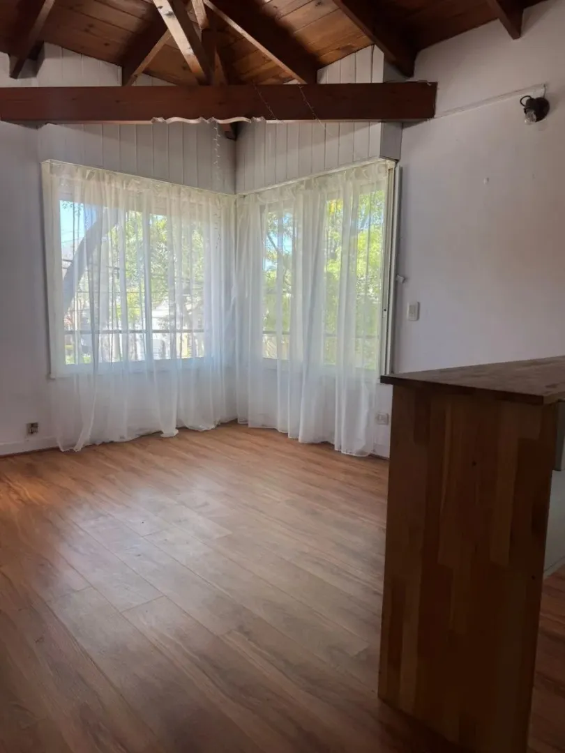 1st-floor walk-up, balcony