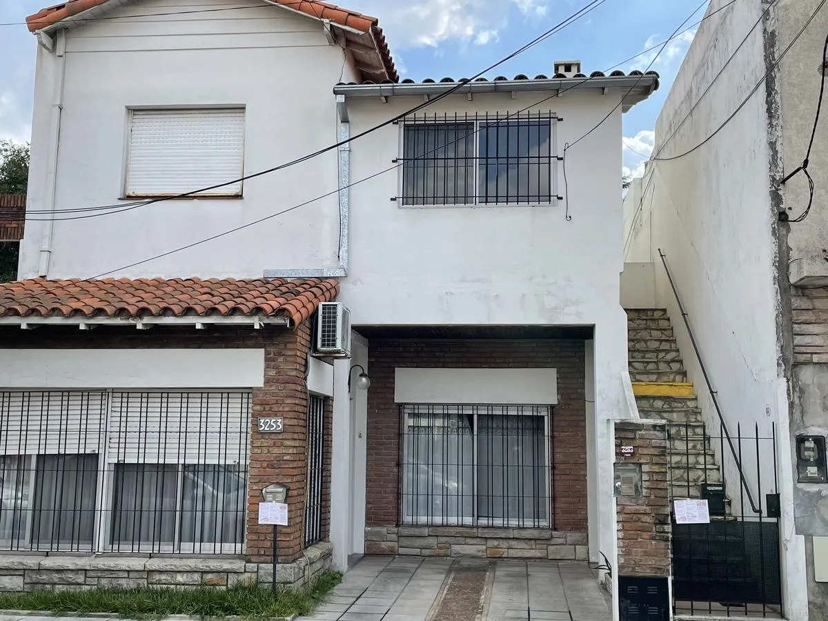 PH 3 ambientes con balcón