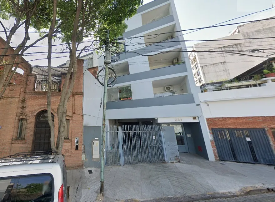 Parque Centenario Cochera Balcón Aterrazado Parrilla Propia Y Lavadero