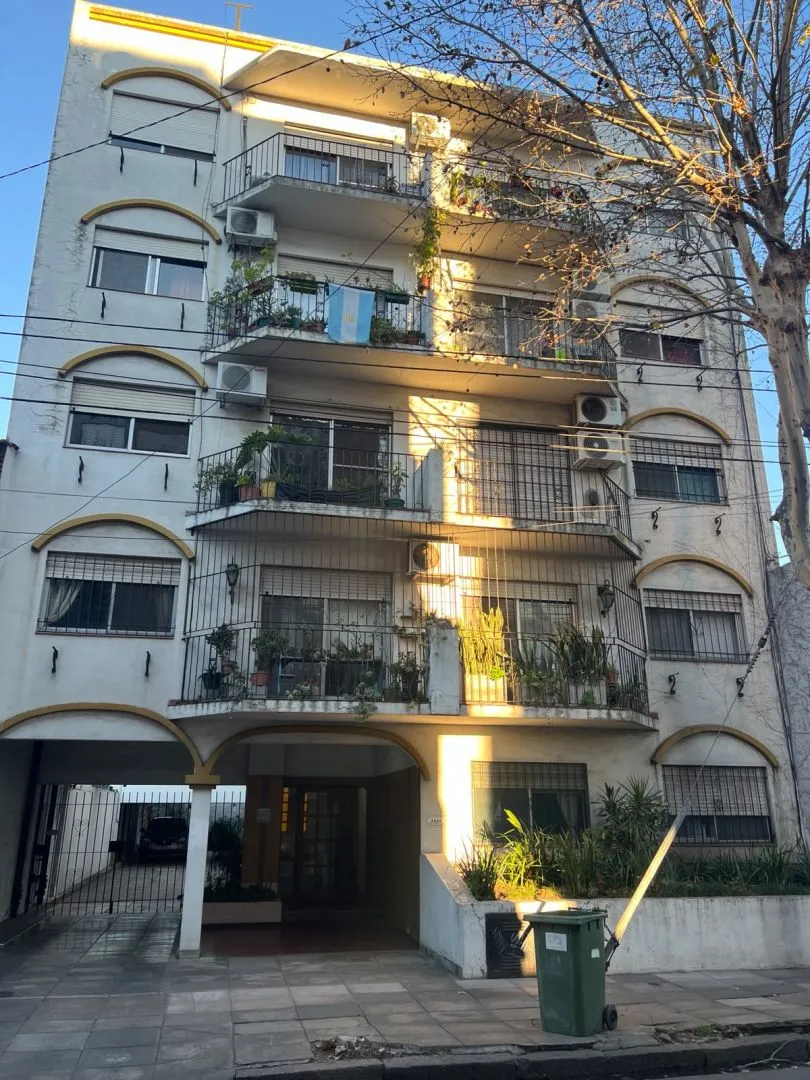 2 Ambientes Centrico De Bajas Expensas
