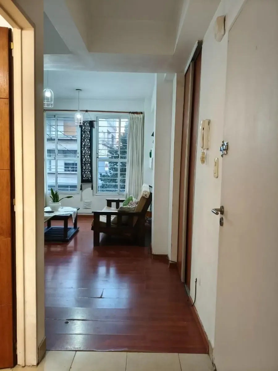 Depto 4 Ambientes Tipo Dúplex (2 Habitaciones Y Patio) - Amoblado