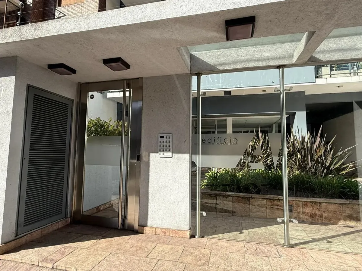 Alquiler Departamento De 2 Ambientes Con Cochera