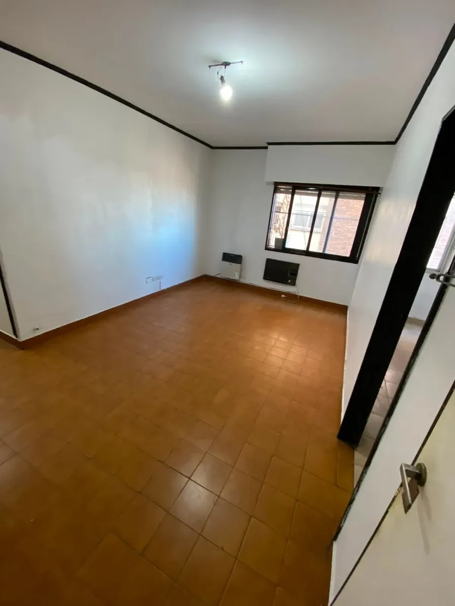 3 ambientes en Gerli, piso 7