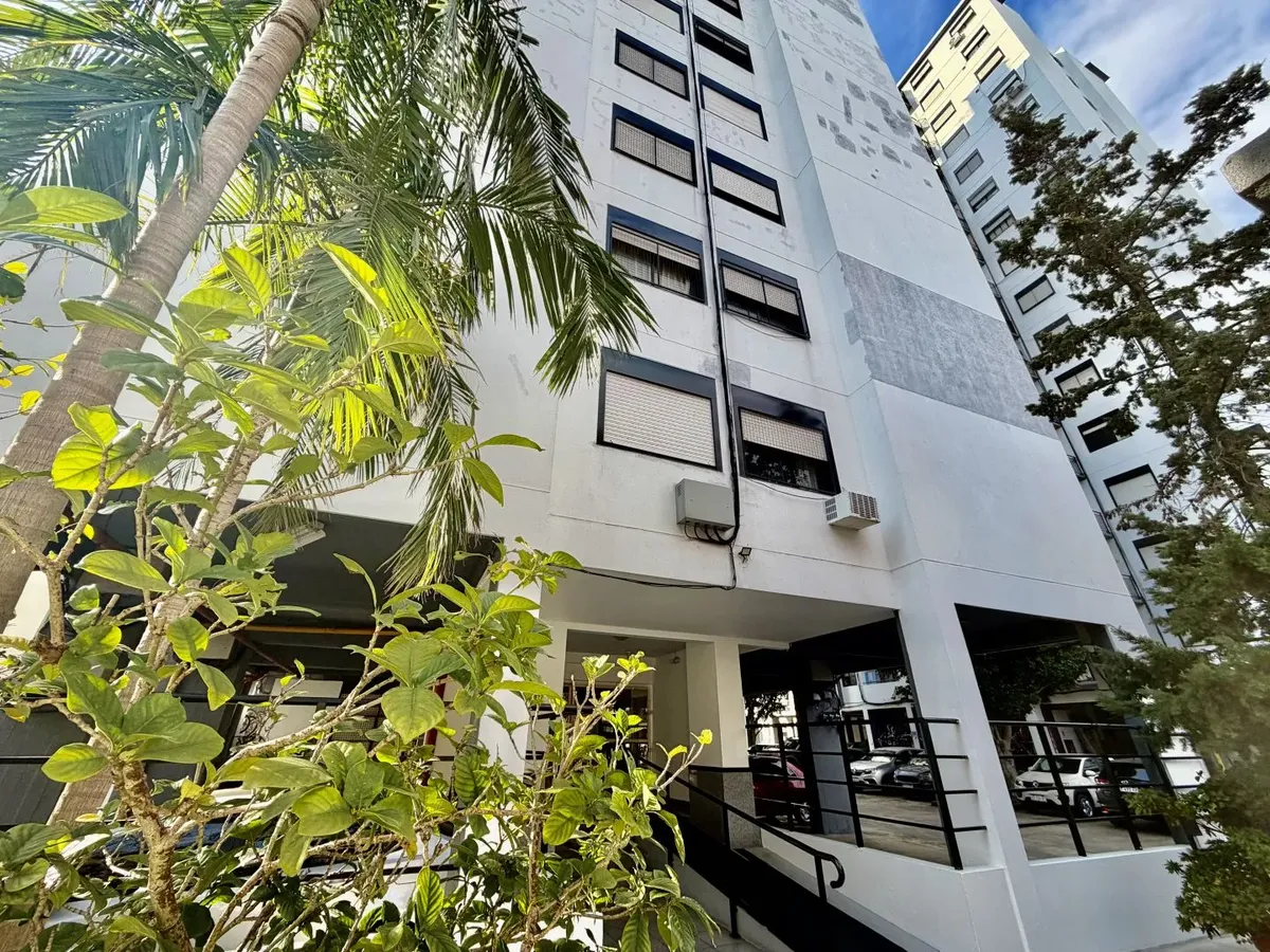 4 rooms, 1st floor, north