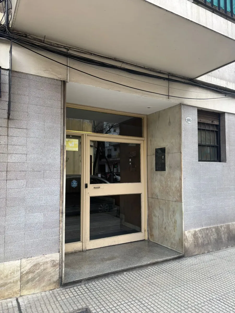6º piso con balcón