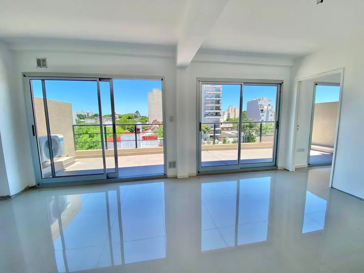 4th floor with private terrace
