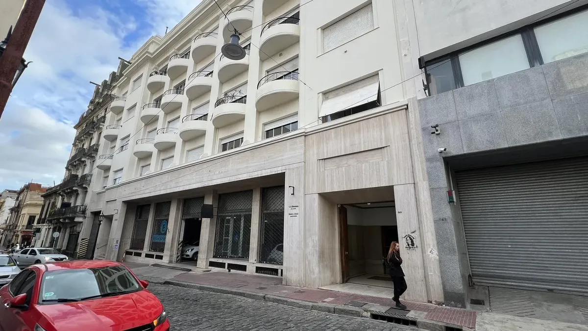 Imóvel: 2 quartos, Monserrat