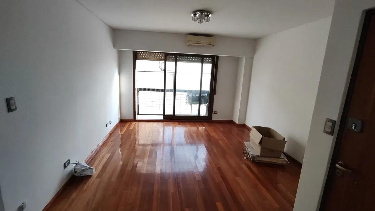 Alquiler Depto. 3 Ambientes Con Cochera - Villa Crespo