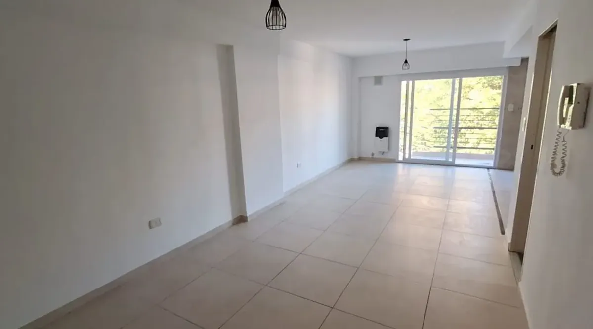 Departamento En Alquiler En Caseros