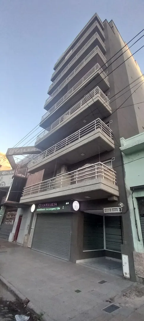 Monoambiente con balcón en Liniers