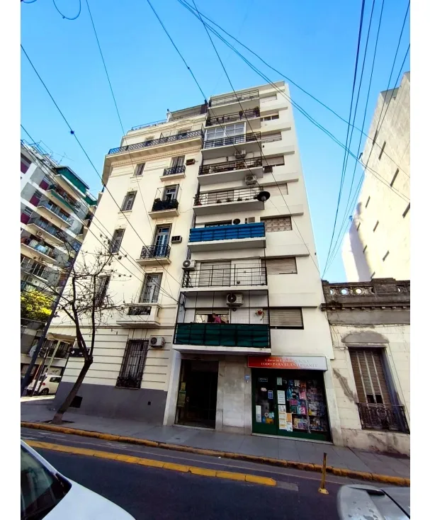 1 Ambiente Amplio Con Cocina Y Doble Balcón