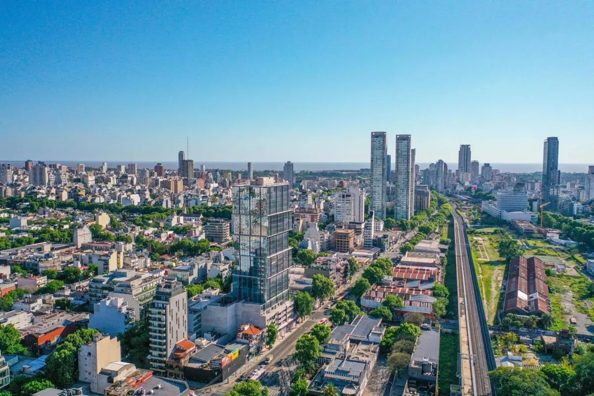 Monoambiente con balcón