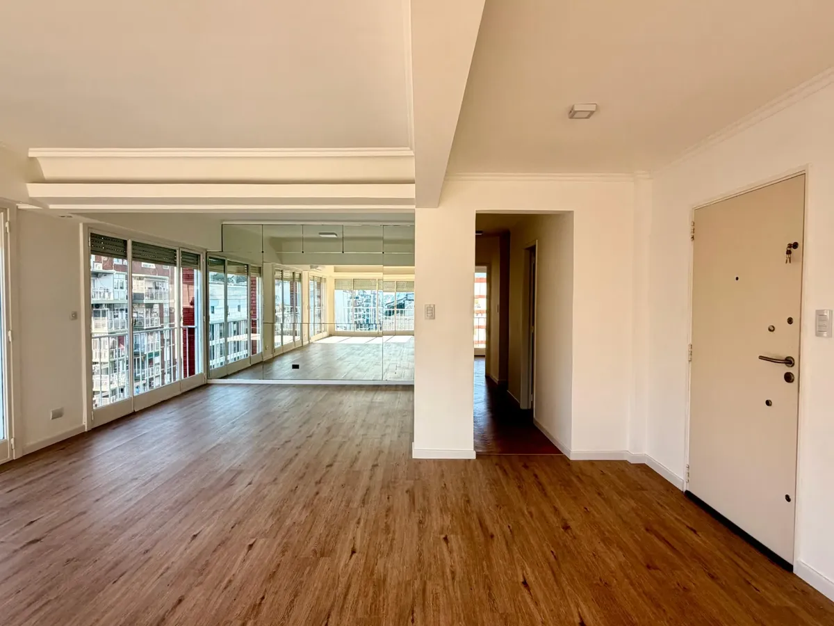 Semipiso 4/5 Ambientes  - Piso Alto - Recoleta