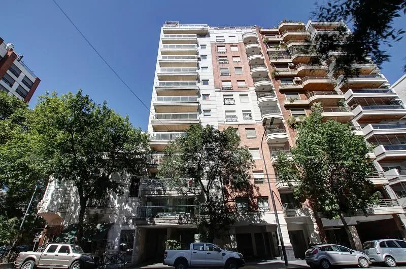 Monoambiente con balcón