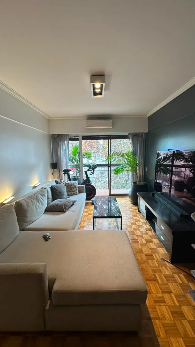 Piso 3 con balcón y pileta