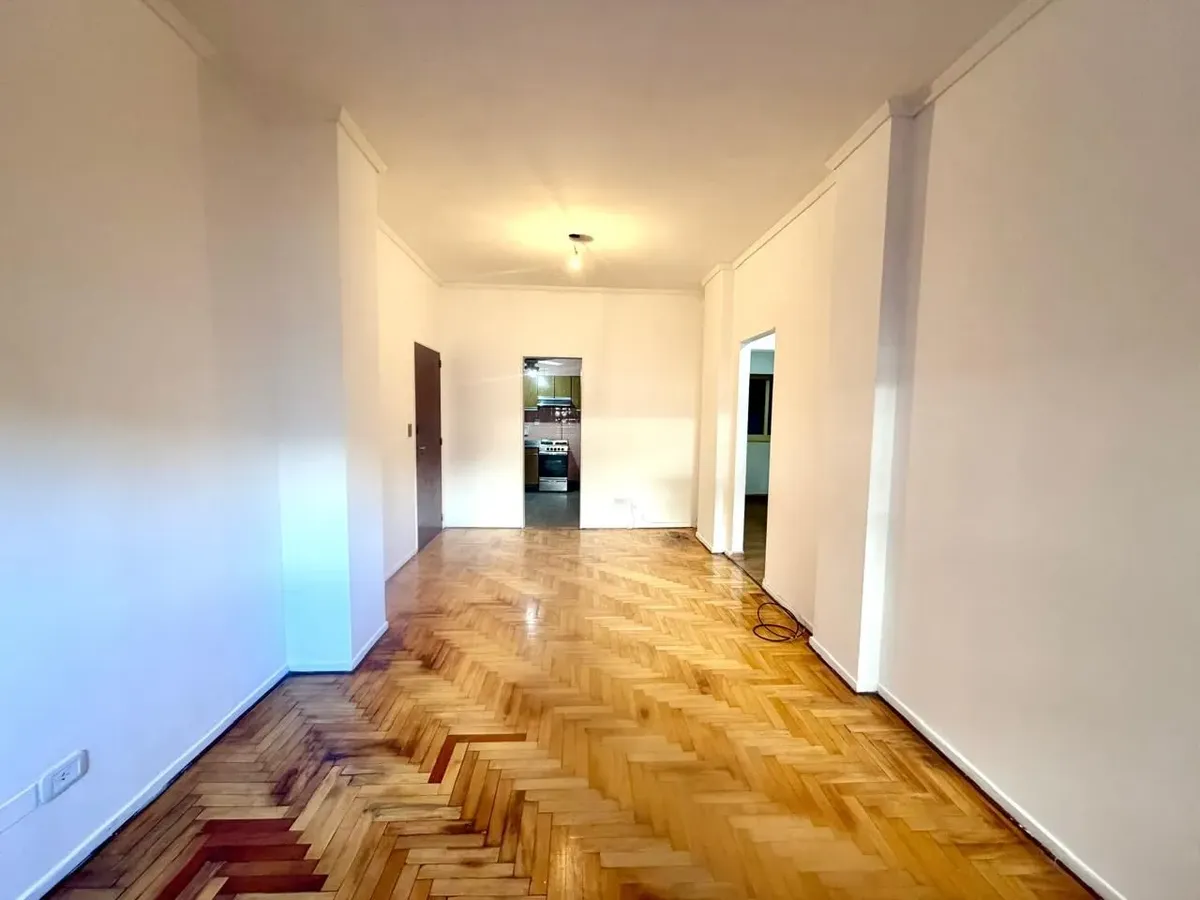 Alquiler Departamento 3 Ambientes, En Villa Luro