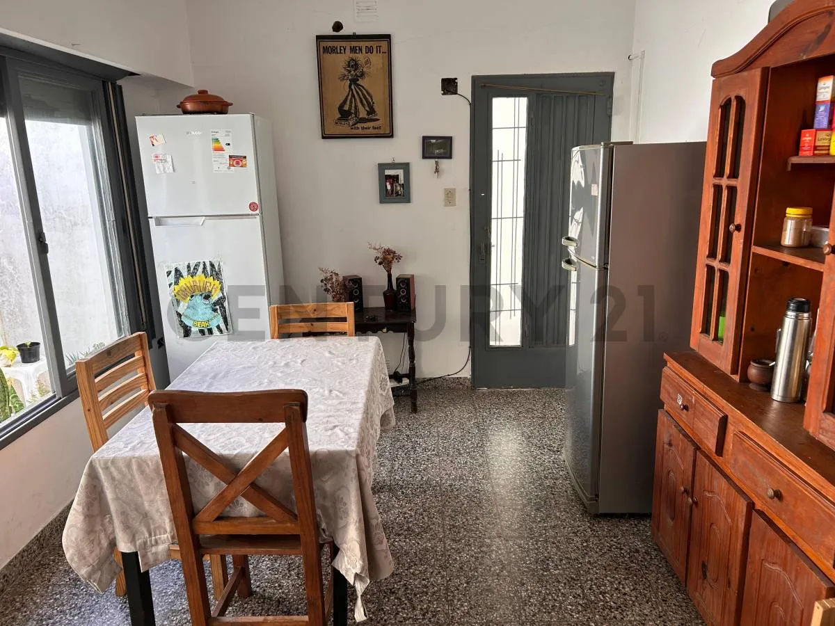 Departamento En Alquiler De 1 Dormitorio Con Patio En La Plata