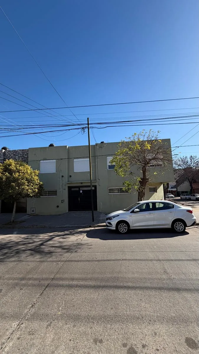 Duplex 2 dormitorios con cochera