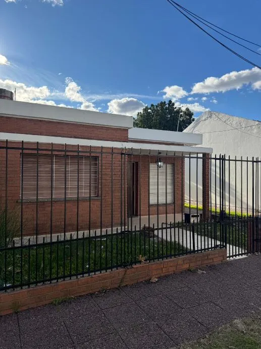 Casa En Alquiler En Quilmes Oeste