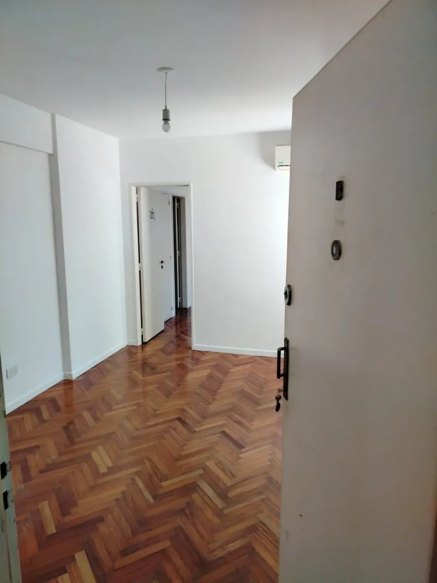9º andar, face leste e bem iluminado