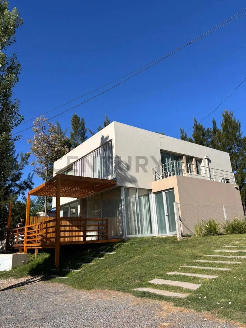 132 Y 476 Casa Duplex 3 Dormitorios En Alquiler Temporario Barrio El Cauce City Bell
