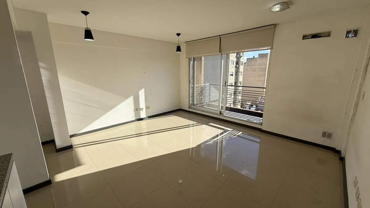 Departamento Monoambiente En Alquiler En Lanus
