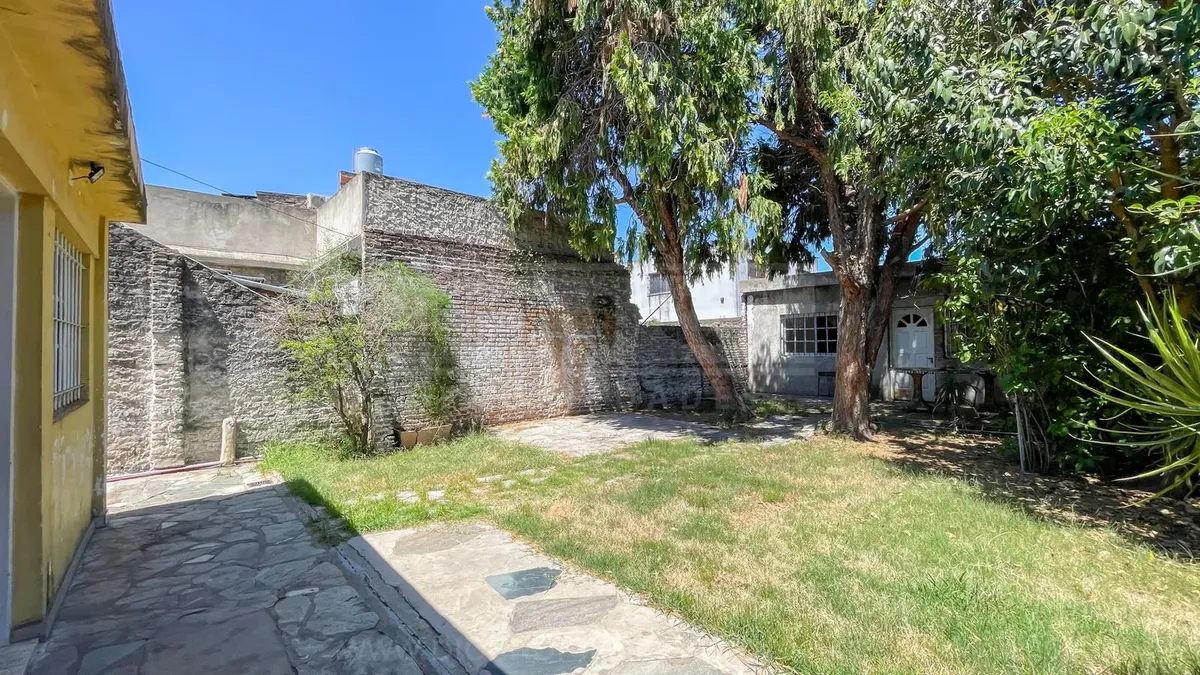 Casa 2 Dormitorios Alquiler - Munro