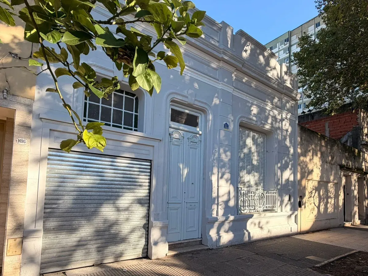 Casa chorizo reciclada con terraza