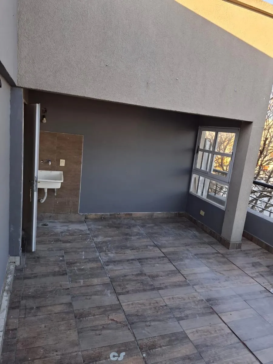 Listing: 3 bedrooms, Monte Castro