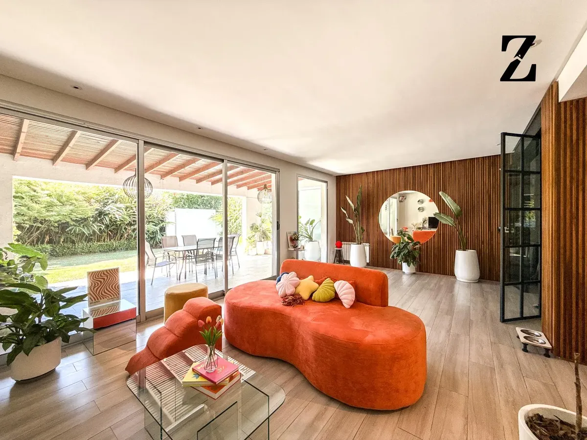 Moderna Casa En Venta En Virasoro Village | Barrio Cerrado