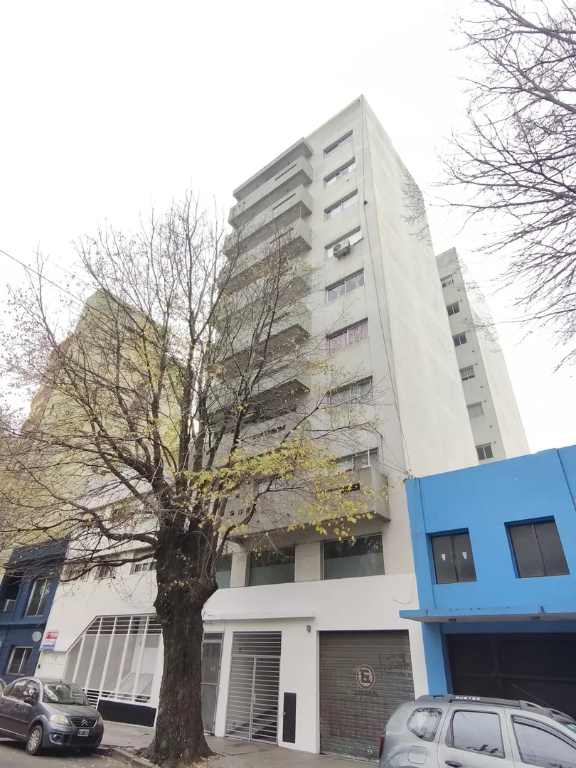 Apartamento 1 dormitório com varanda