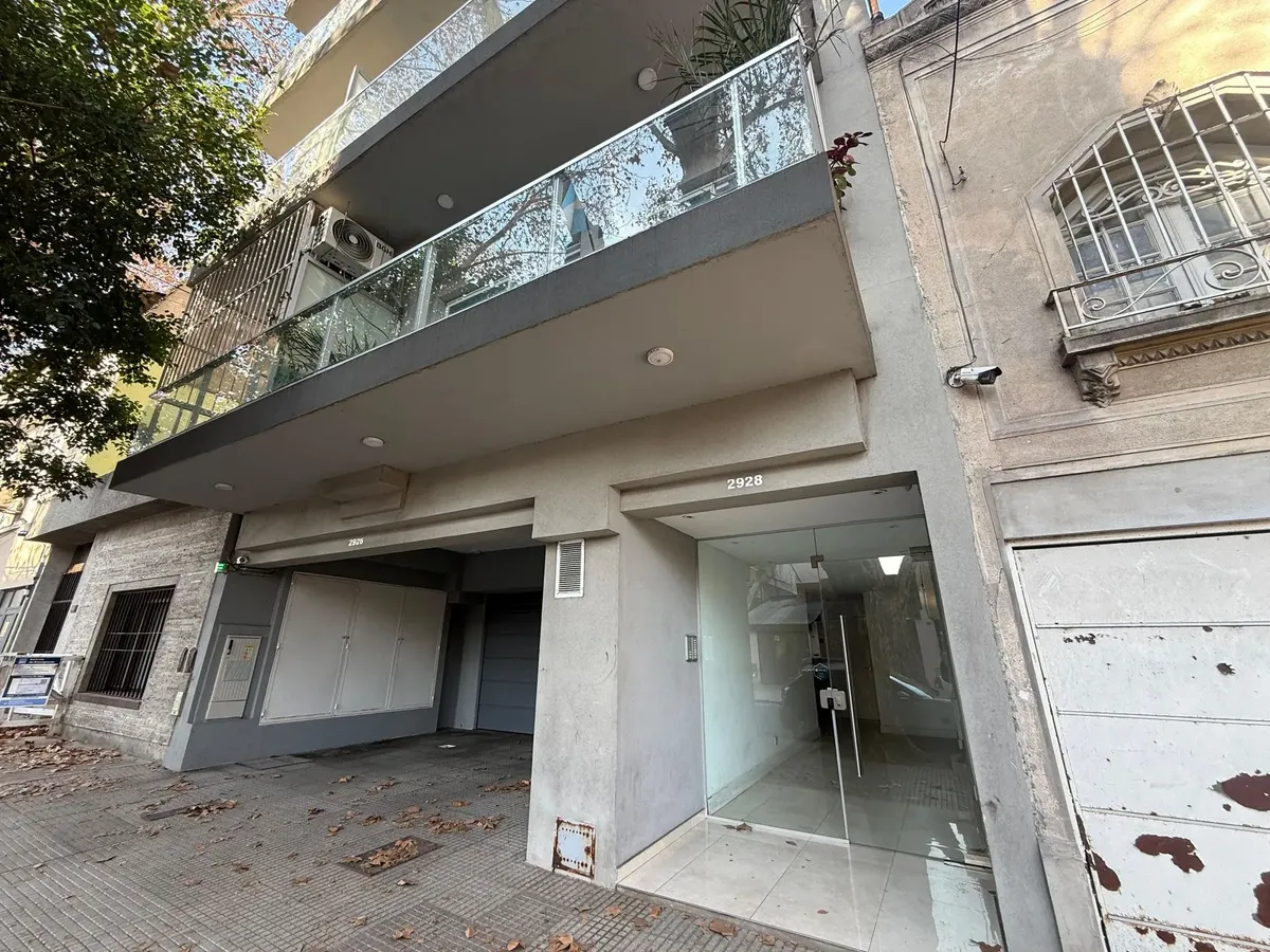 Monoambiente divisible con balcón