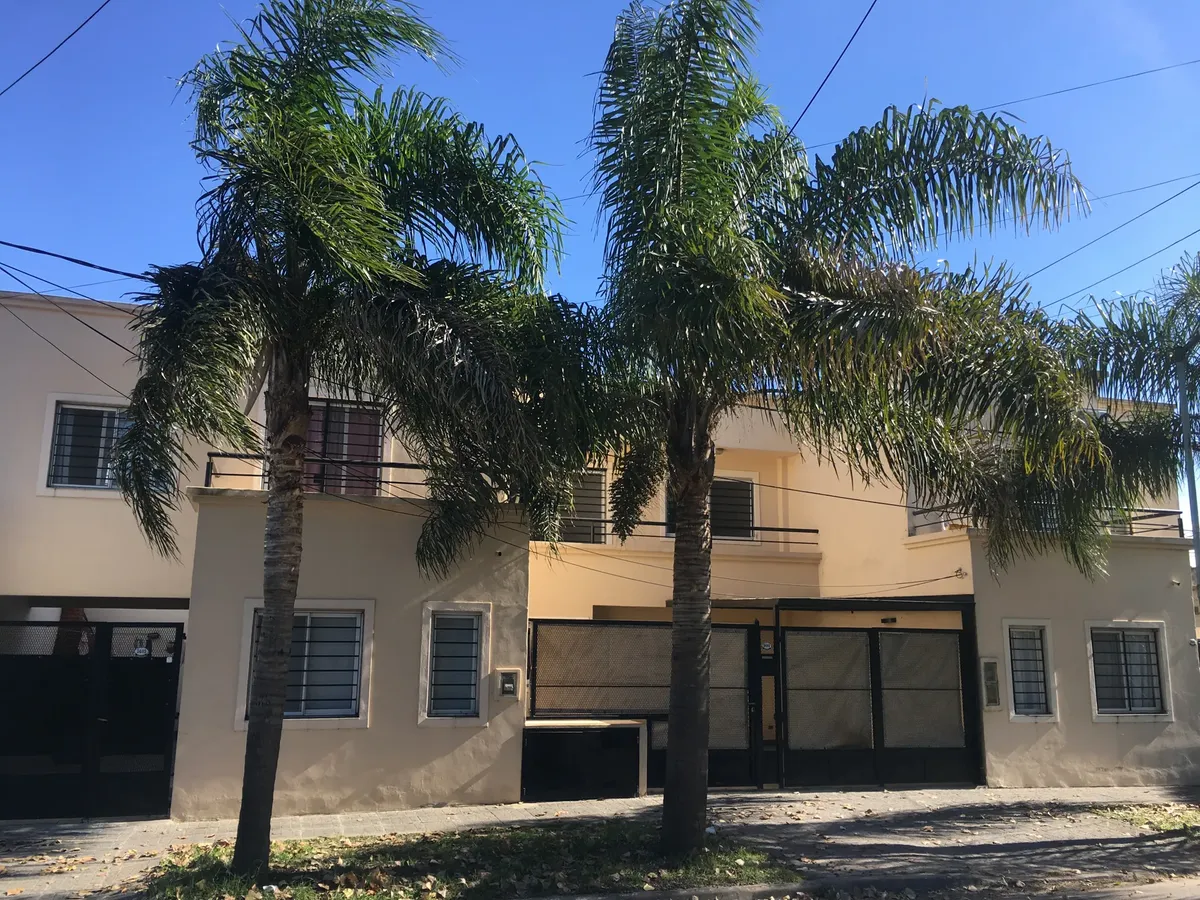 Duplex 2 Habitaciones, Con Cochera, Sin Expensas