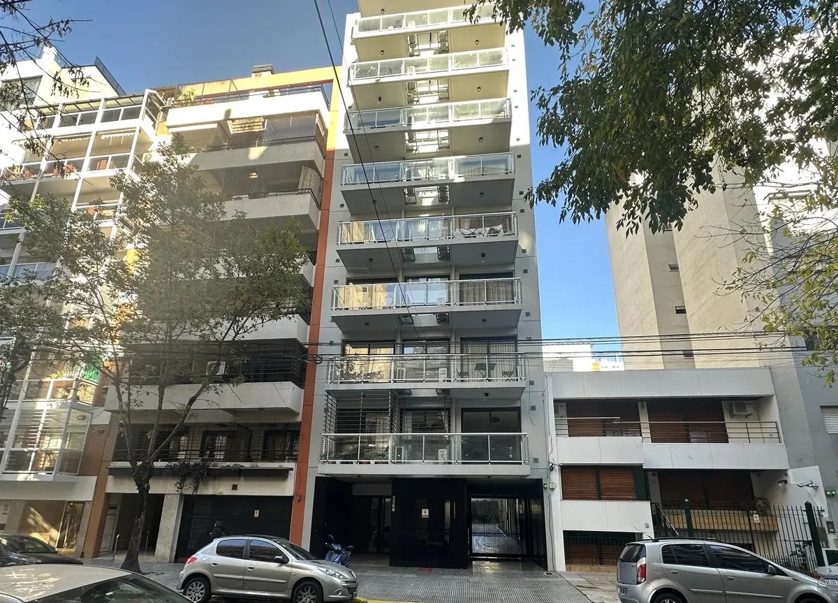Ambiente. Alquiler, Coghlan, Al Frente A Estrenar- Piscina Y Sum- . Edif Categoría