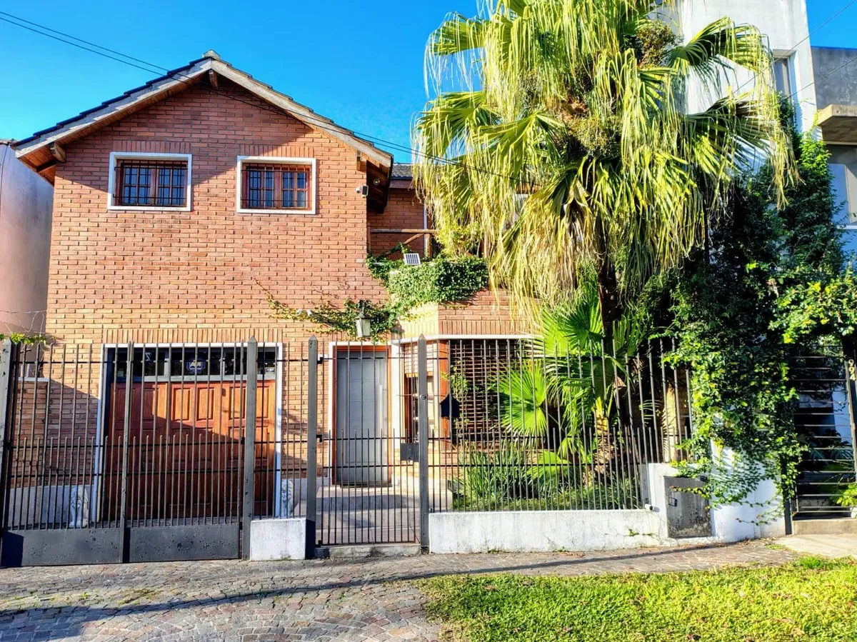Casa En Martinez