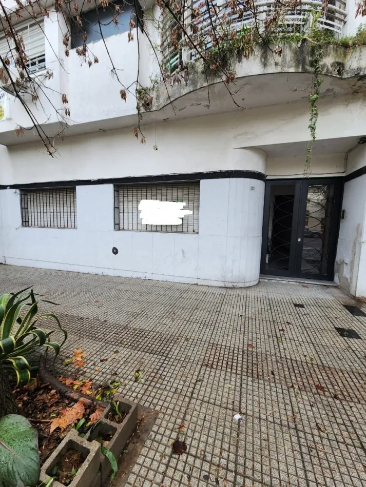 PH al frente con patio