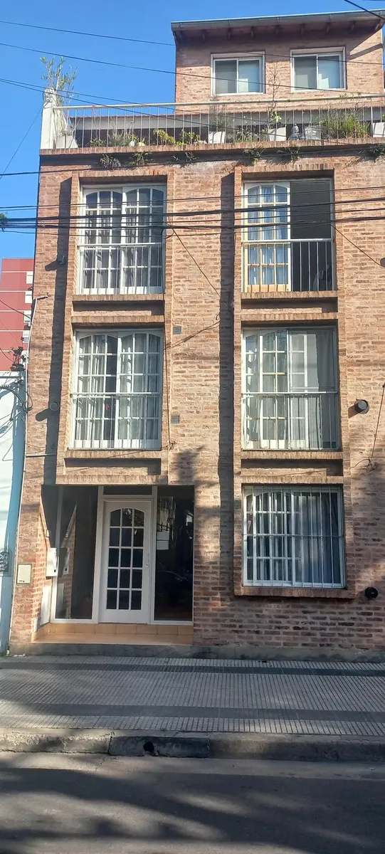 Departamento 2 Ambientes. Juan B. Justo N° 120, Beccar.