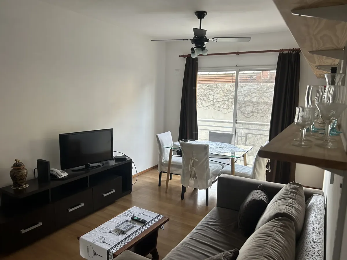 Alquiler  Excelente Departamento Amueblado En Colegiales Palpa Al 3500  Piso 2 Luminoso Y Cómodo Departamento Totalmente Amueblado, Ubicado En Una De Las Zonas Más Buscadas De Colegiales.