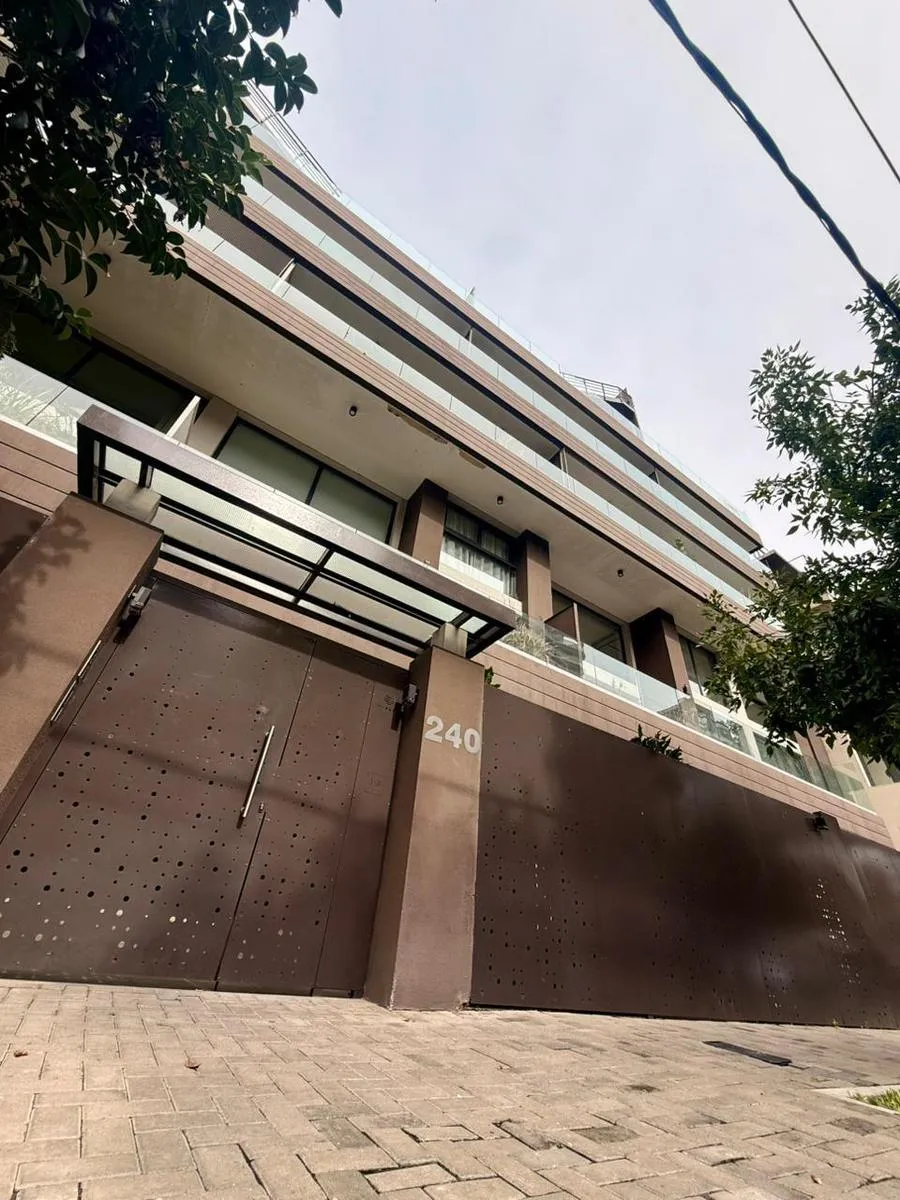 Alquiler 2 Ambientes Con Balcón Aterrazado Con Cochera En  La Lucila