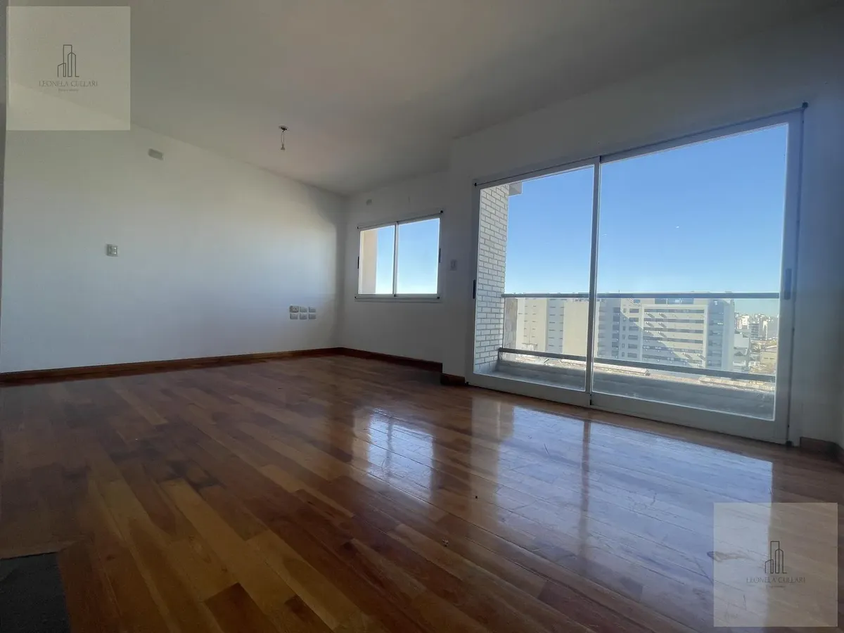 Departamento 2 ambientes con cochera