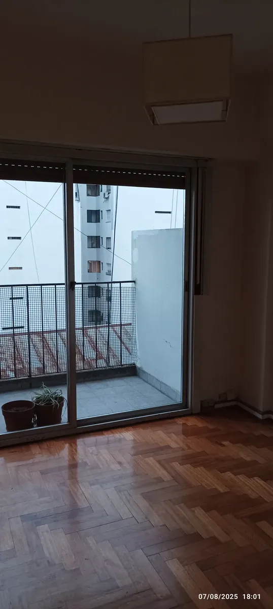 Dpto 2 Amb C Frente Con Balcón Lavadero Cocina Separada