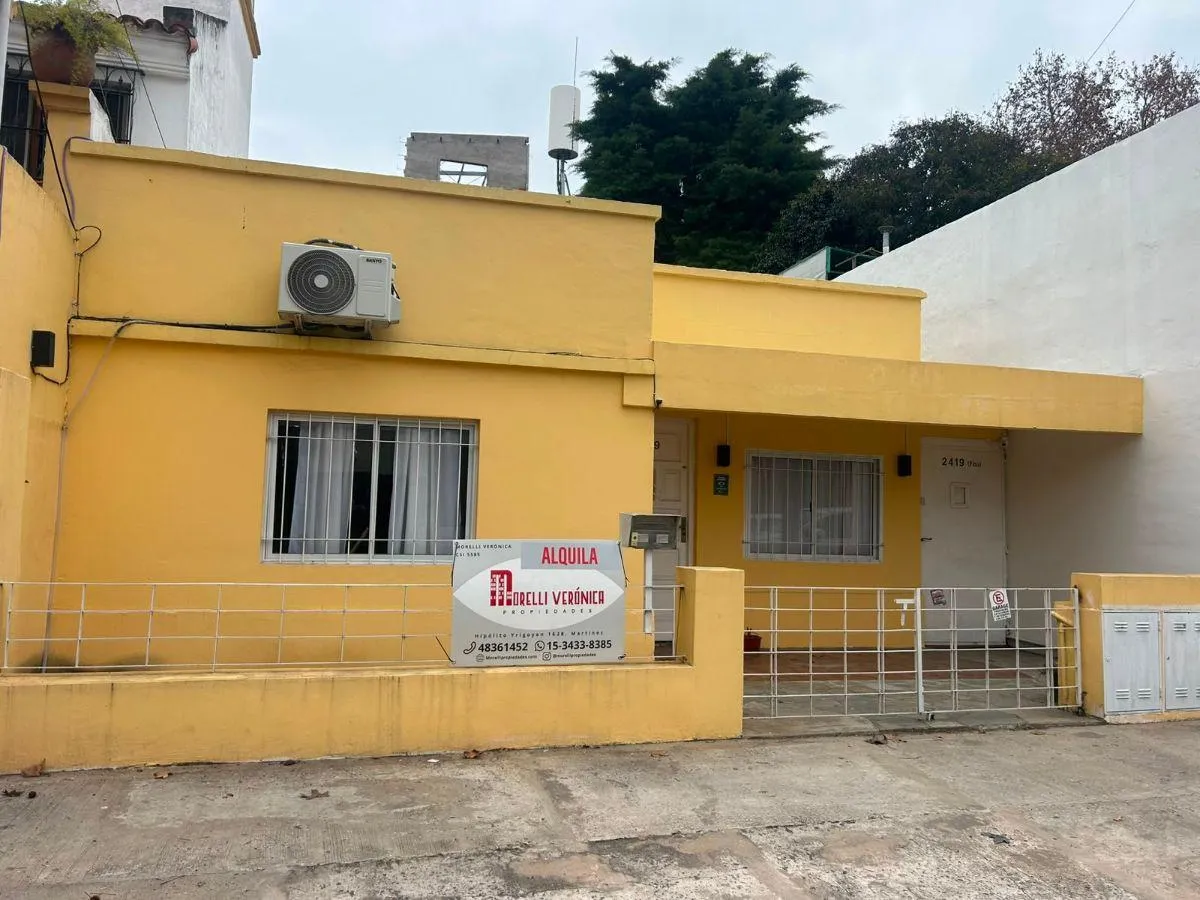 House in Martínez with patio