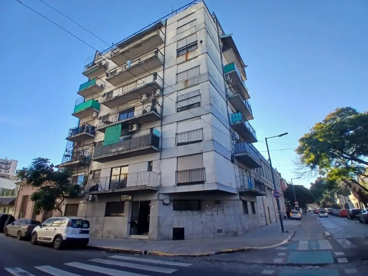 4° piso al frente con balcón