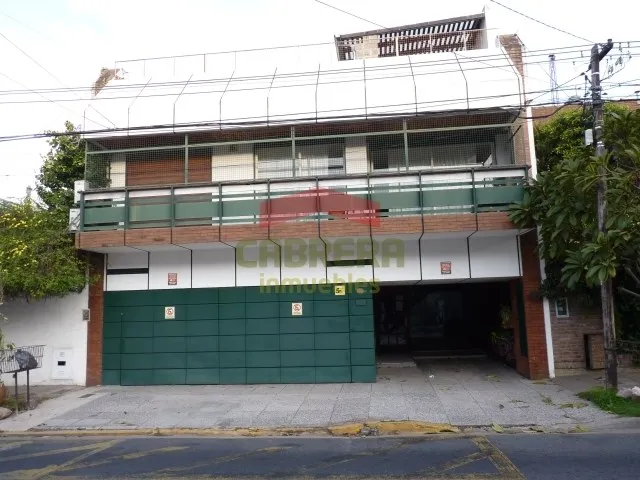 3BR with patio and covered parking