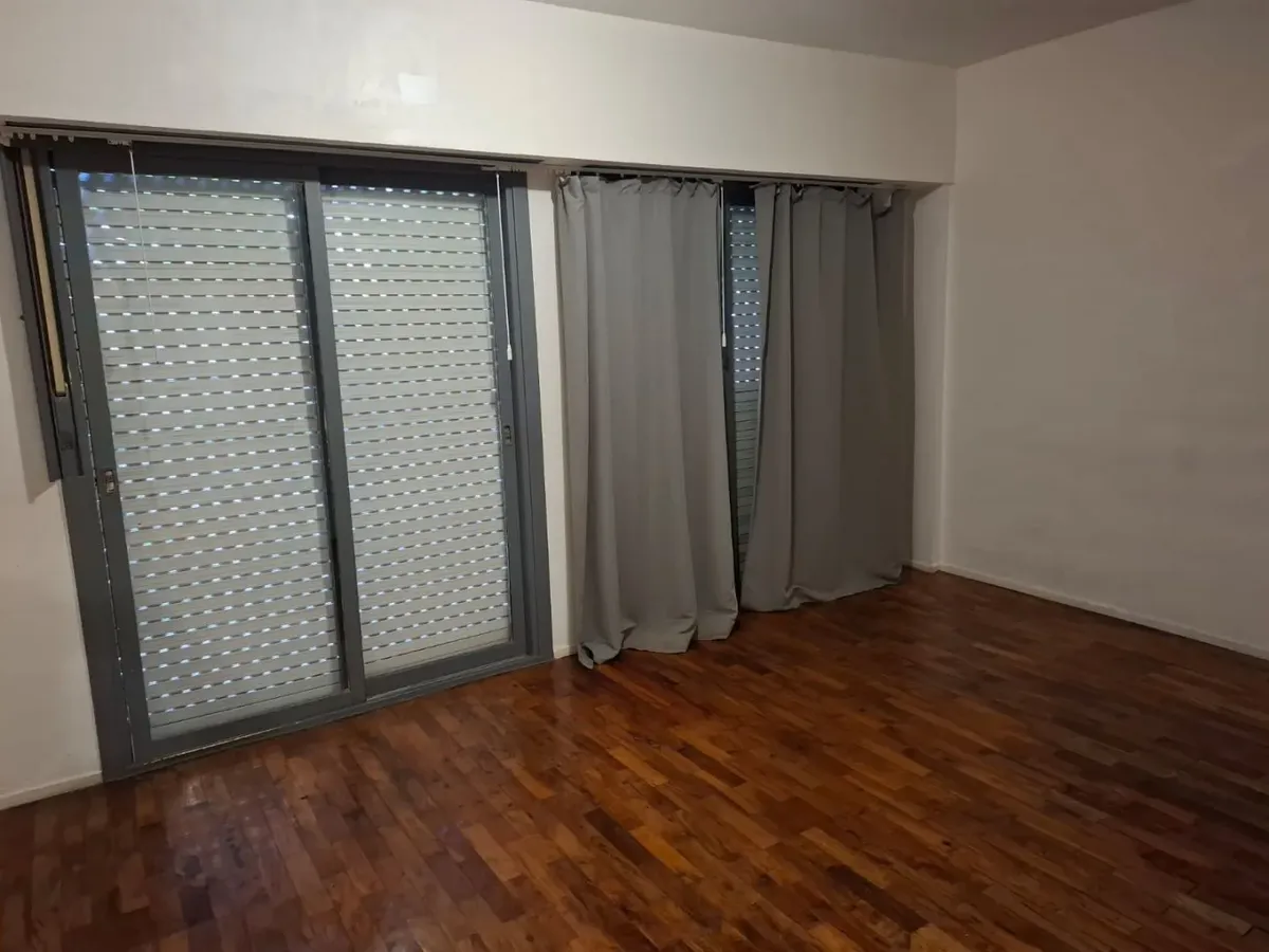 Departamento 2 ambientes con balcón